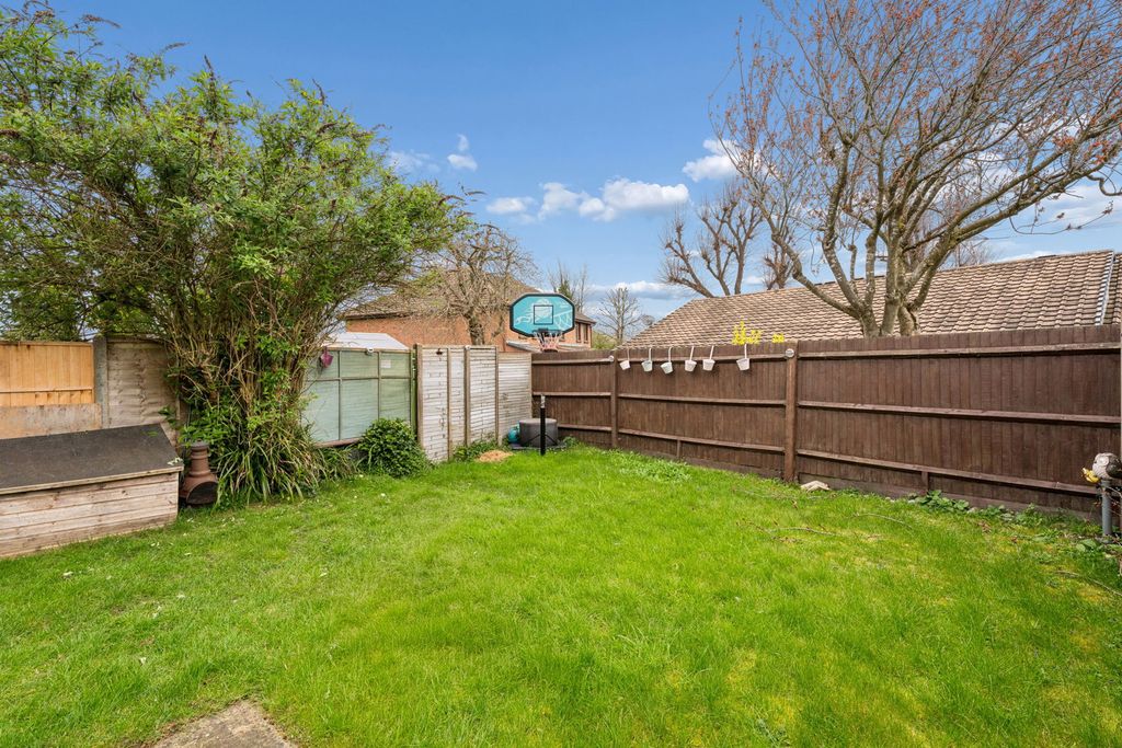 Property photo 3 of 18