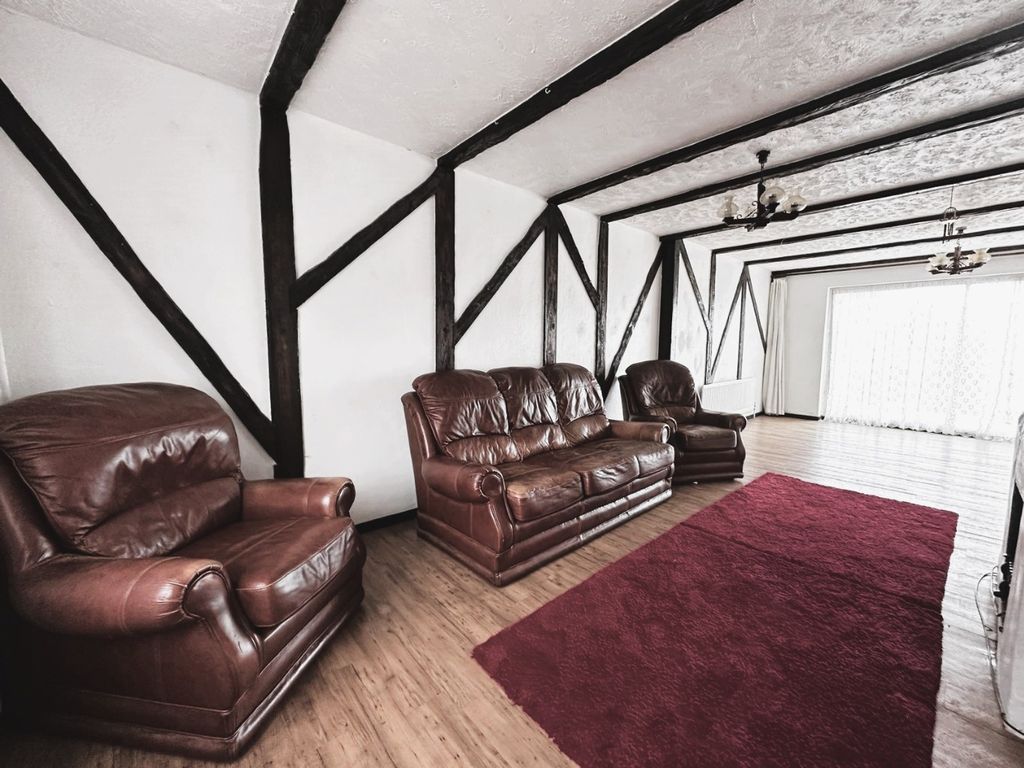 Property photo 3 of 12 3078079