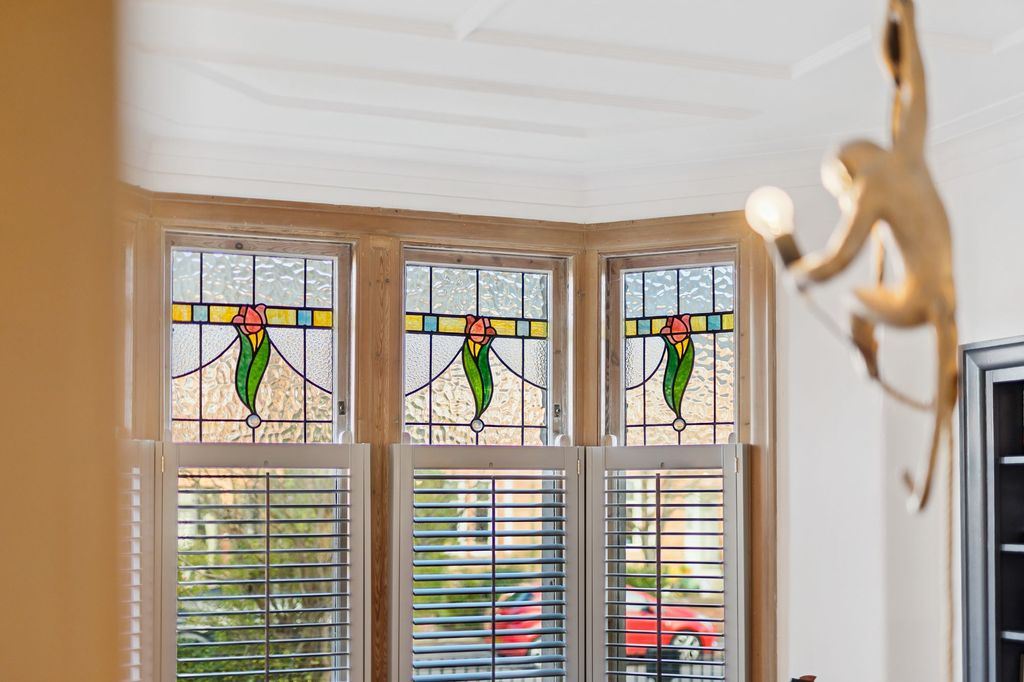 Property photo 3 of 35