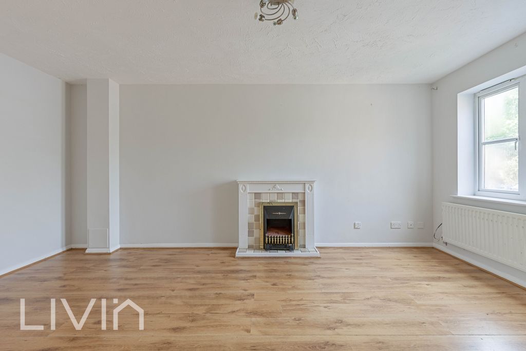 Property photo 3 of 15 3