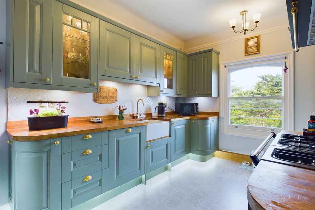 Property photo 2 of 20 1320-Hr-2.Jpg