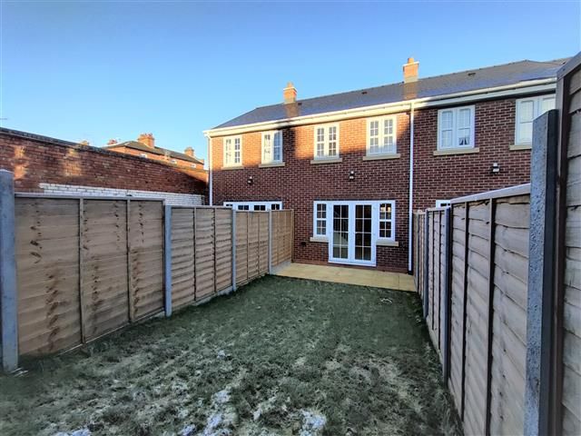 Property photo 2 of 14 Garden