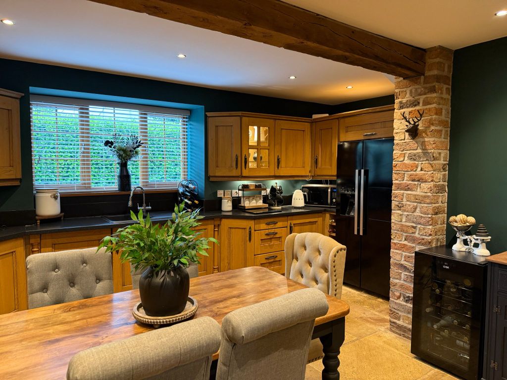 Additional image 8 of 6 bed barn conversion for saleJaques Bank, Crowle, Scunthorpe DN17