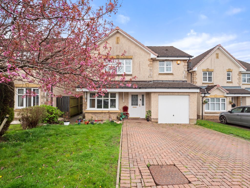 Property photo 1 of 36