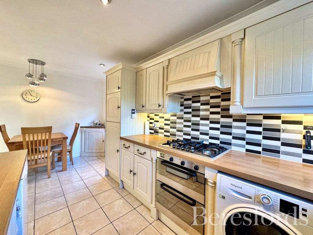 Property photo 3 of 14 Picture No. 14