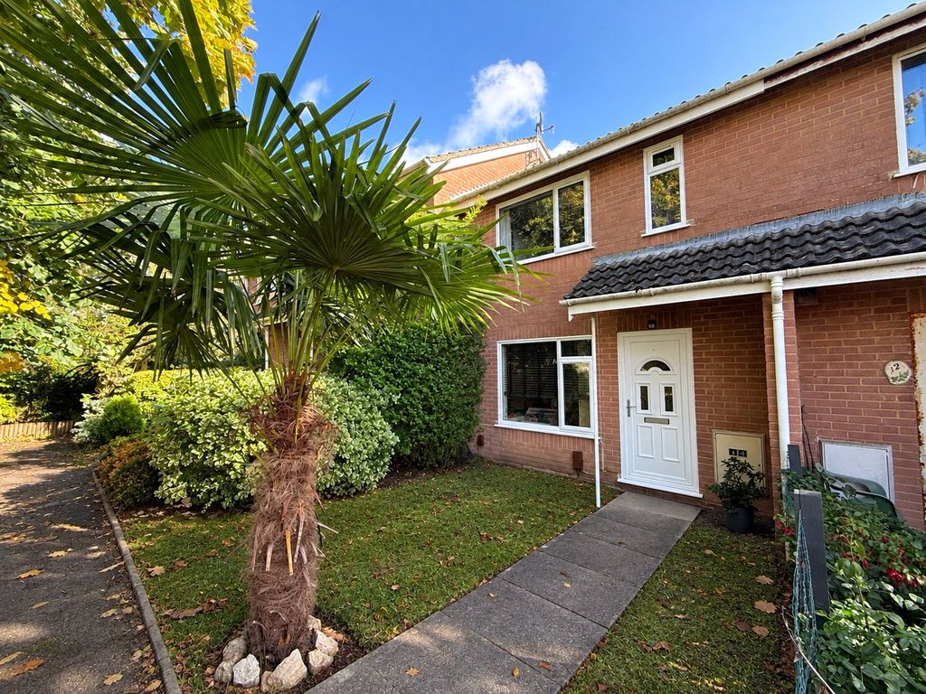 Property photo 1 of 16 External