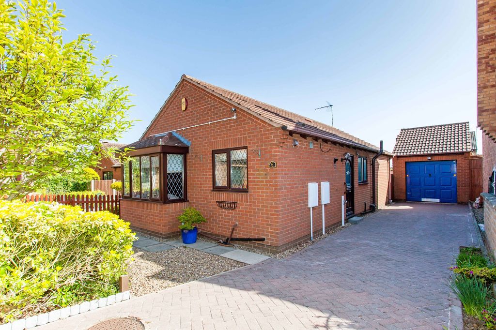 Property photo 1 of 26