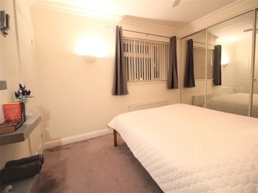 Property photo 3 of 12 Room 1