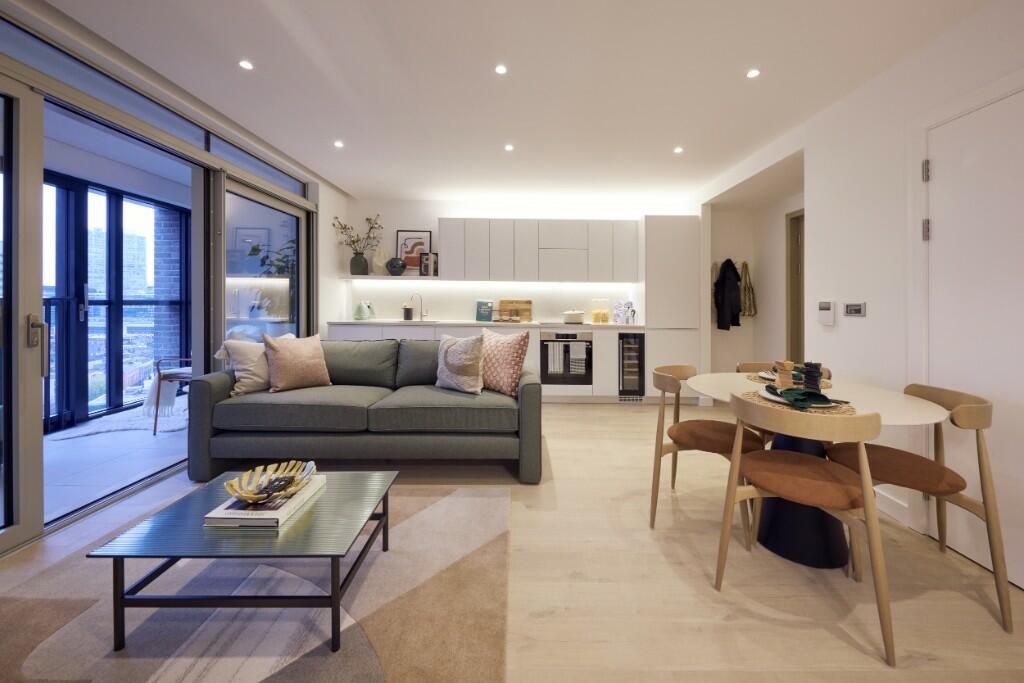 Property photo 1 of 11