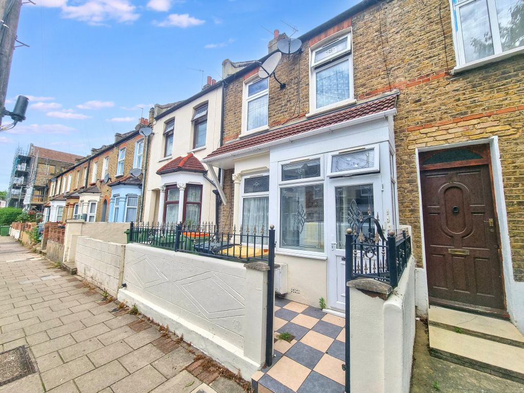 Property photo 1 of 16
