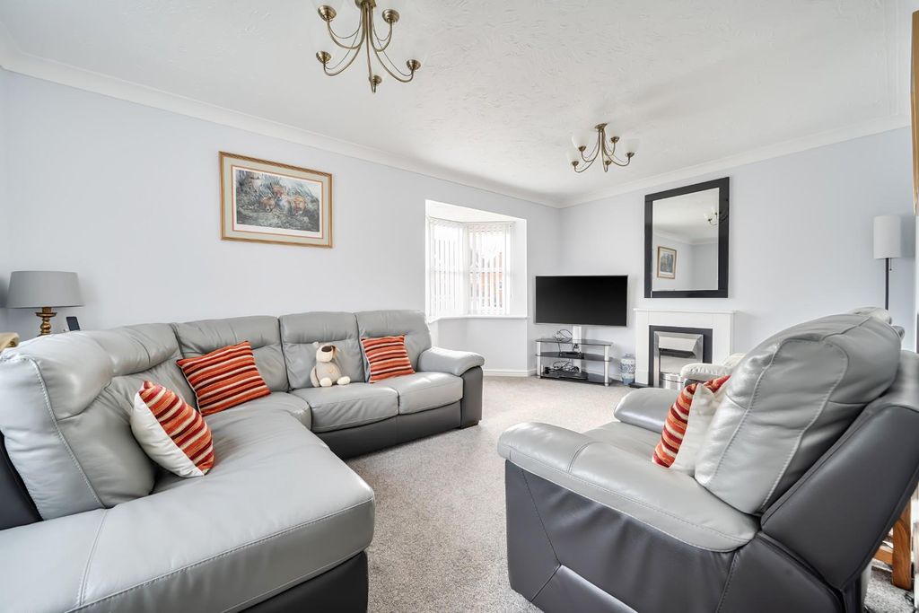 Property photo 2 of 15 Living Room