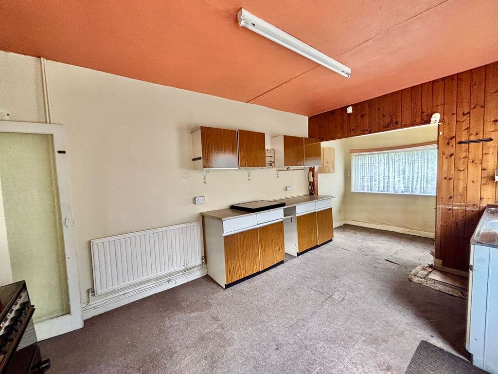 Property photo 3 of 10 Image 3