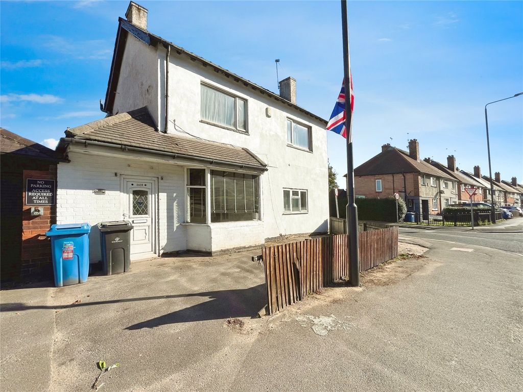 Property photo 1 of 17 Front