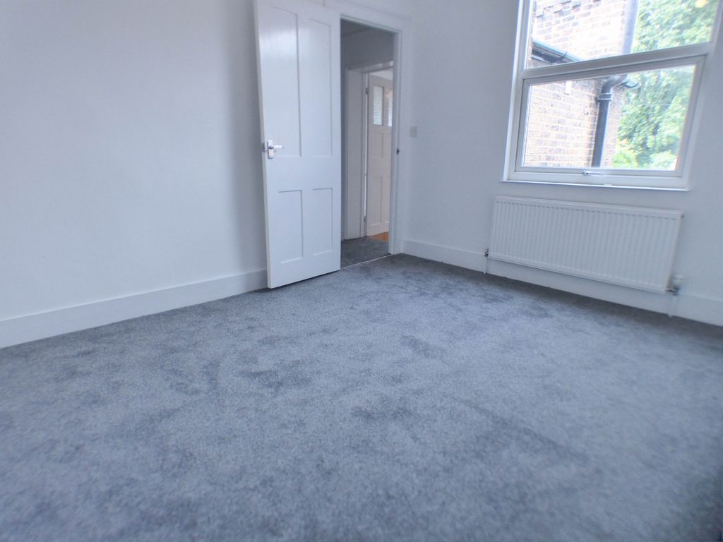 Property photo 3 of 12 5099212