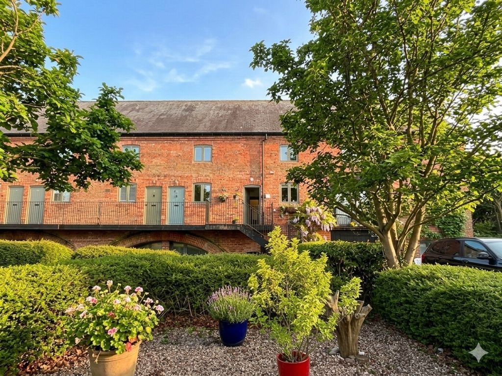 Property photo 1 of 29 Photo 2