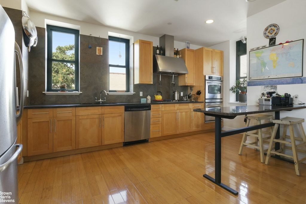 Property photo 3 of 10 <Alttext/>