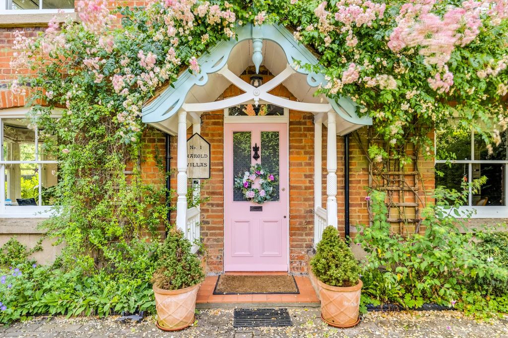 Property photo 3 of 29 Picture No. 17