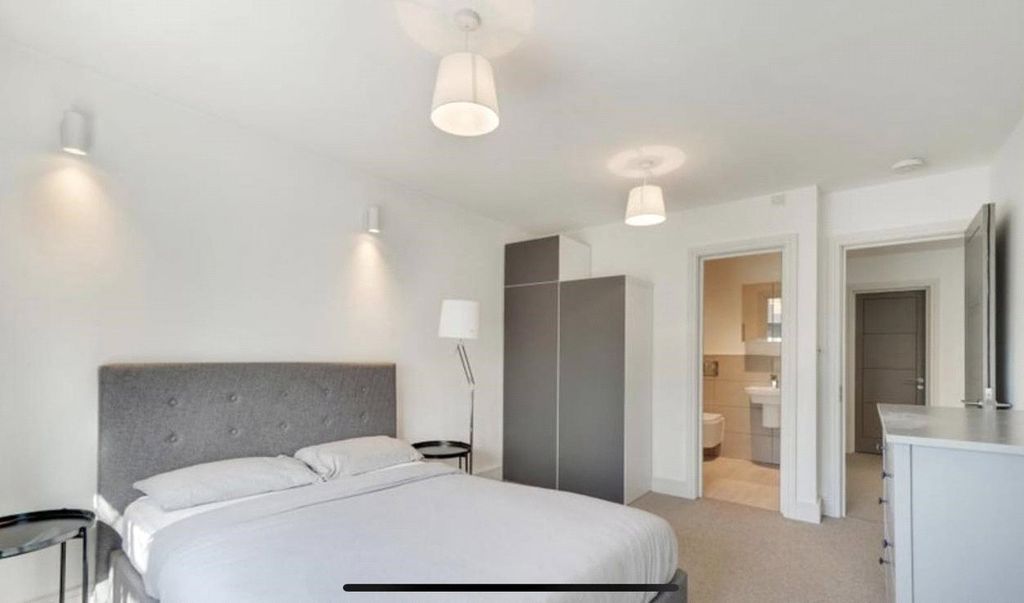 Property photo 2 of 3 Picture No. 06