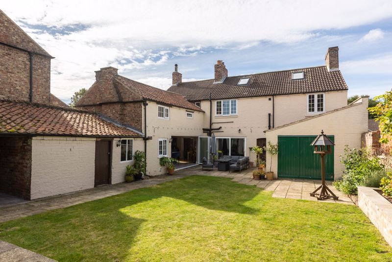 Property photo 2 of 30 Photo 2