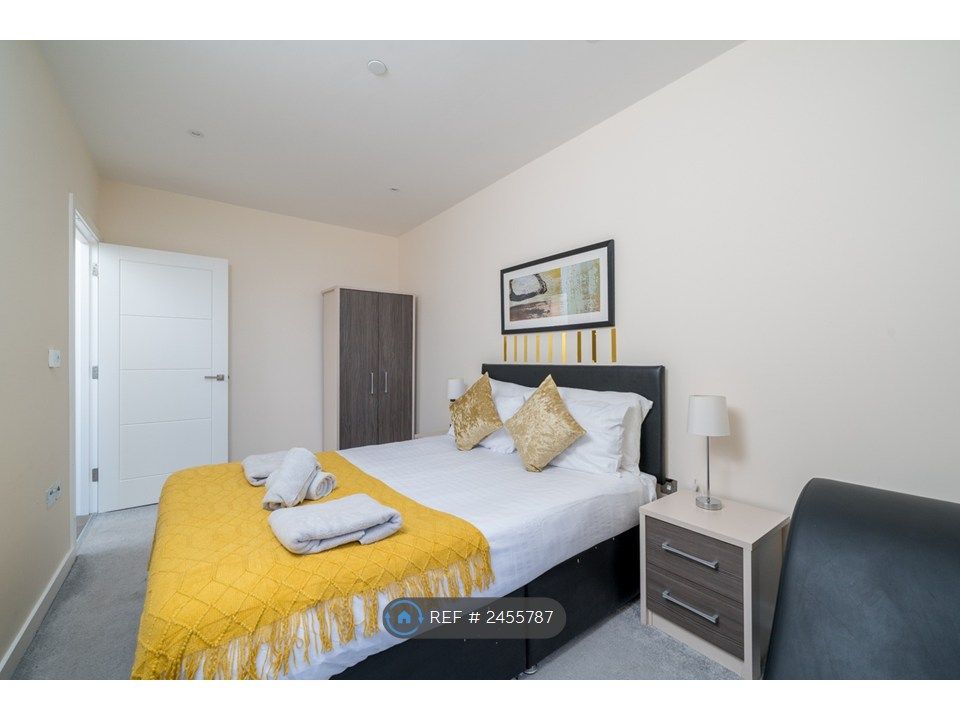 Property photo 3 of 35