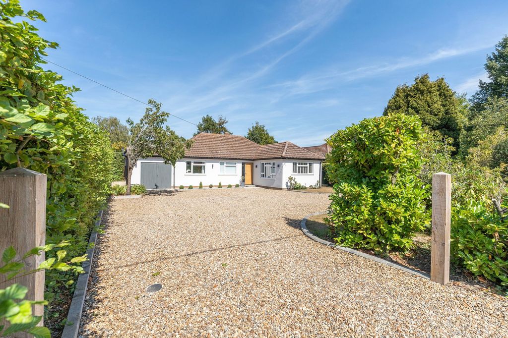 Property photo 1 of 28
