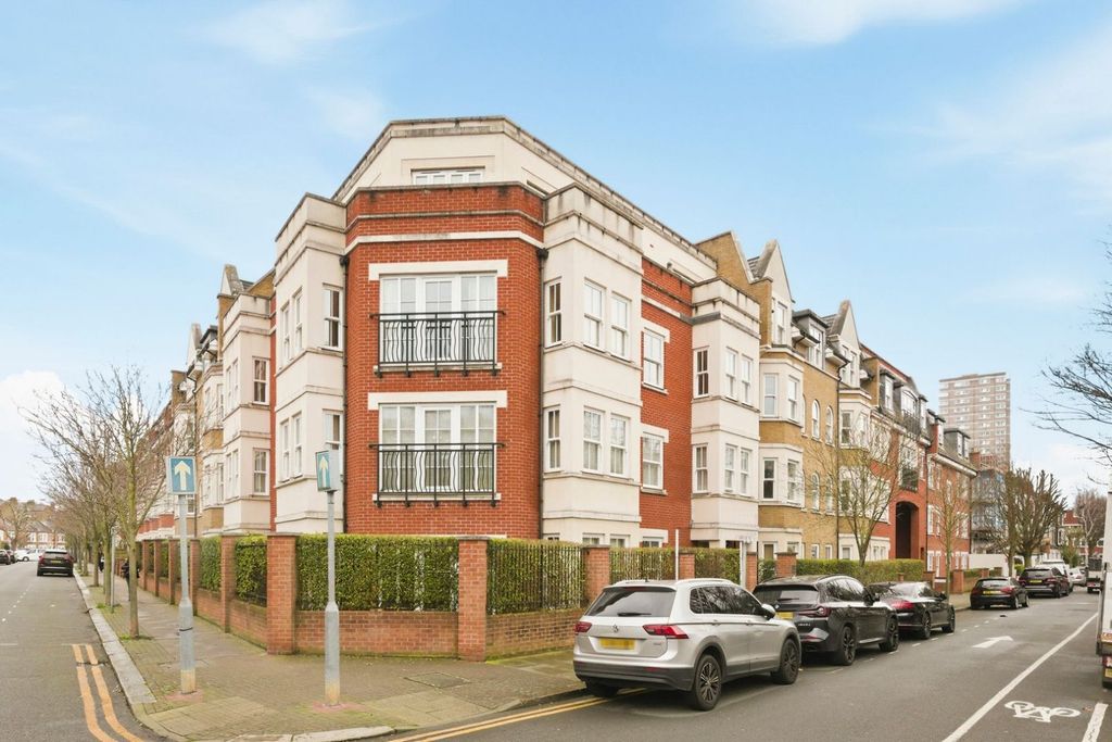 Property photo 2 of 12 Picture No. 15