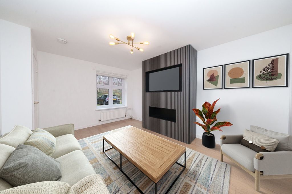 Property photo 2 of 12 Picture 2