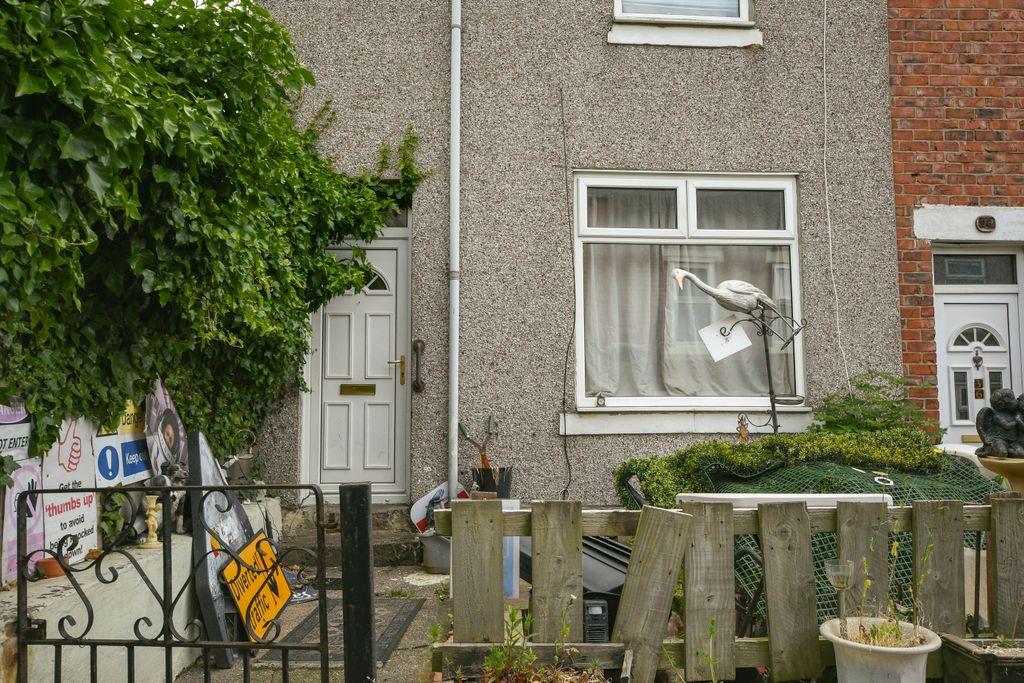 Property photo 3 of 8