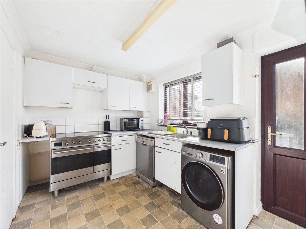 Property photo 2 of 11 Picture No. 04