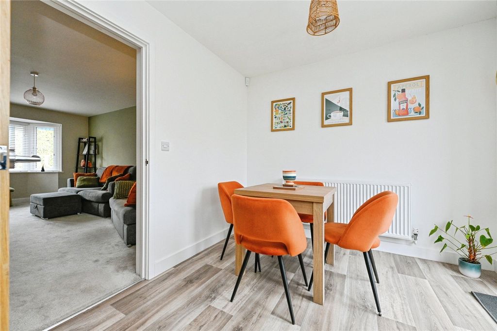 Property photo 3 of 12 Picture No. 06