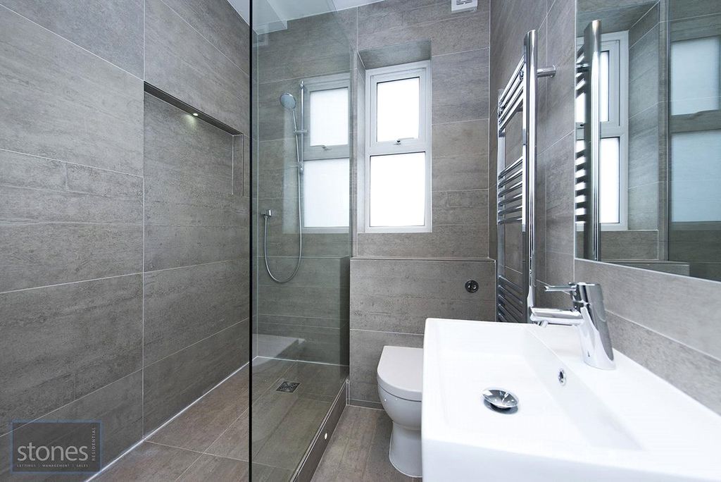 Property photo 3 of 9 Shower Room