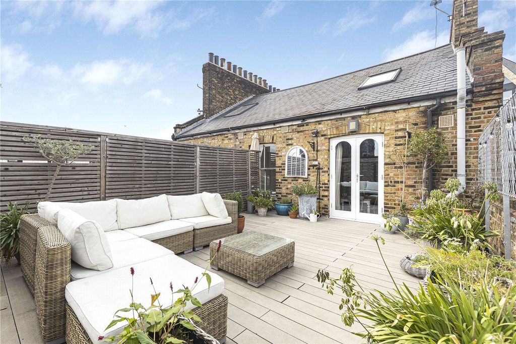 Property photo 3 of 15 Picture No. 06