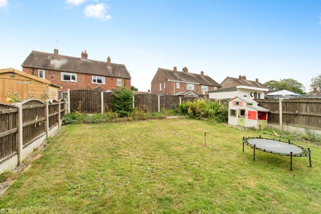Property photo 2 of 17