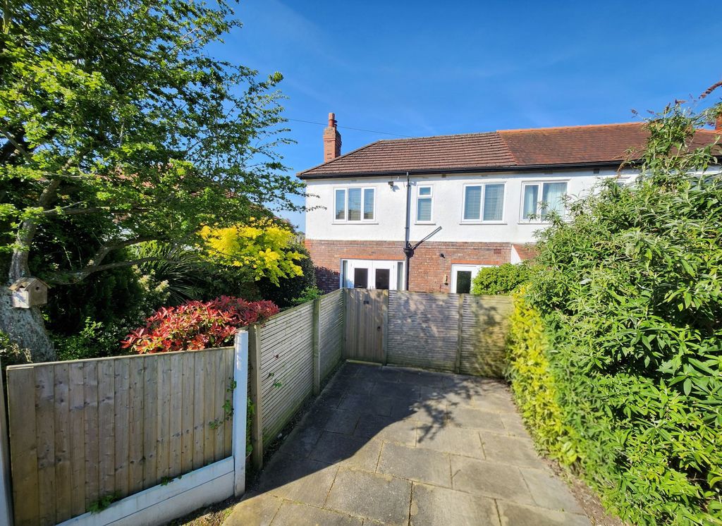 Property photo 2 of 15