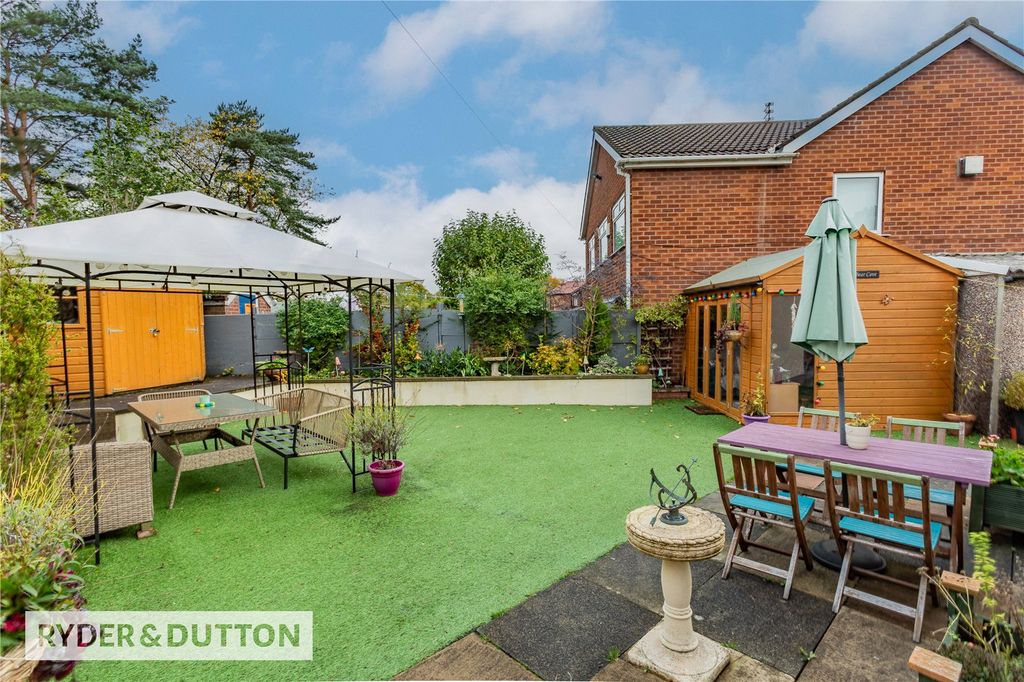 Property photo 2 of 32 Picture No. 27