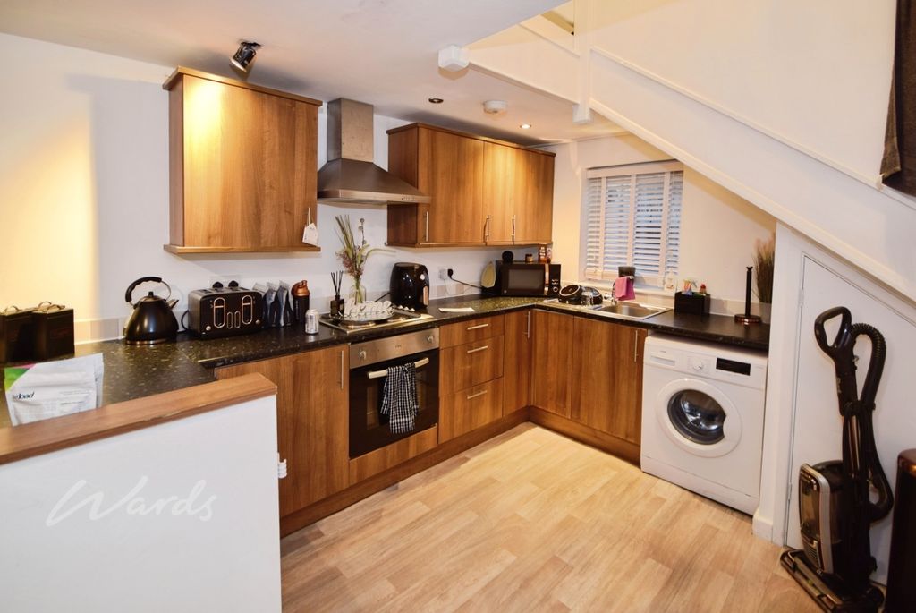 Property photo 2 of 4 Chaucer Kitchen