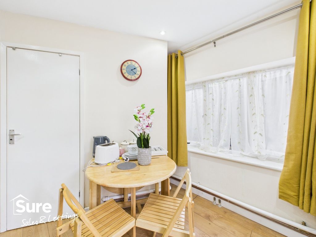 Property photo 1 of 7 4514620