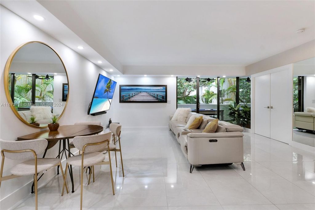 Property photo 2 of 27 <Alttext/>