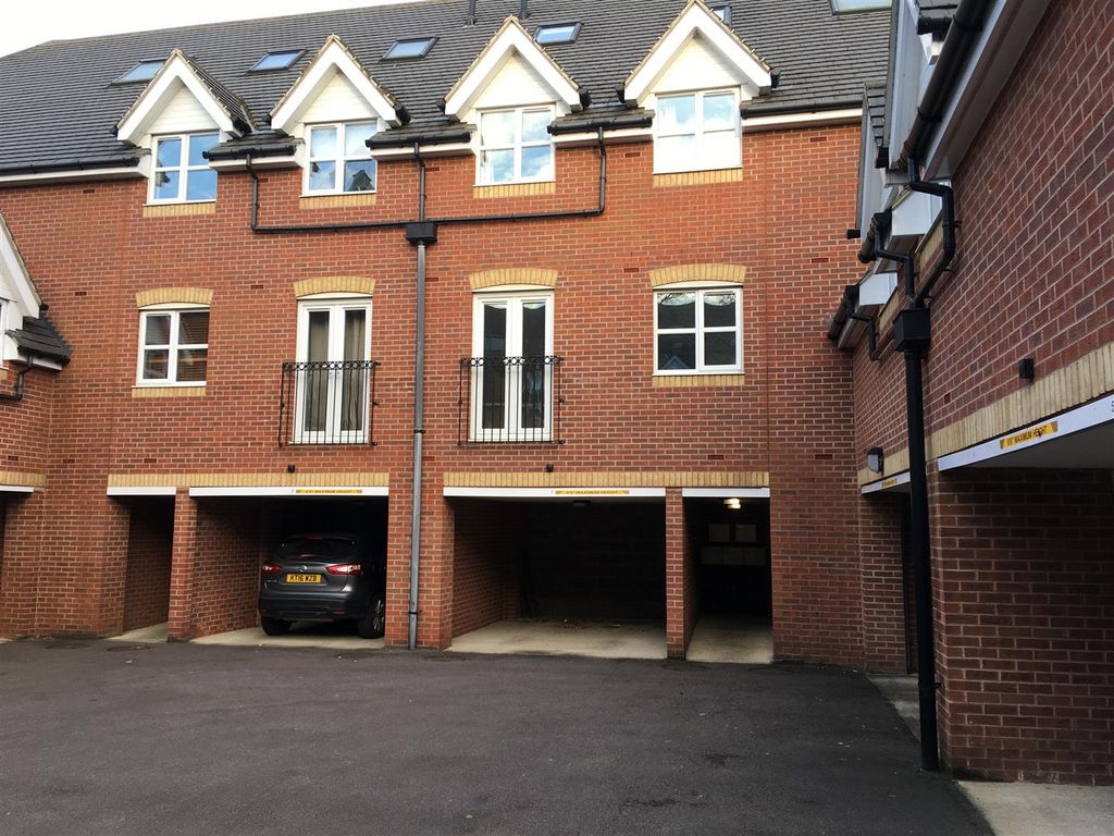 Property photo 1 of 8 Park View - Car Port.Jpg