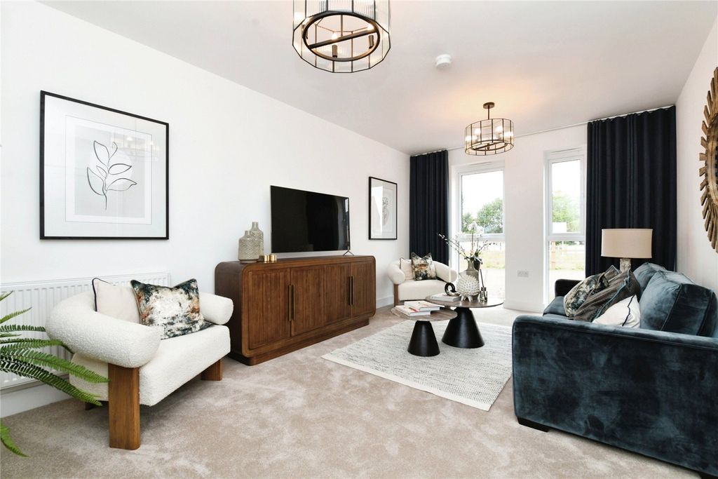 Property photo 2 of 13 Picture No. 11