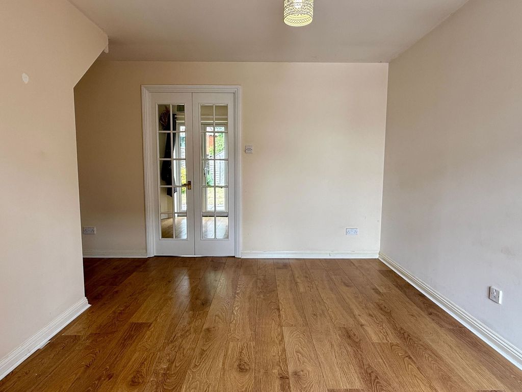 Property photo 3 of 13 Living Room