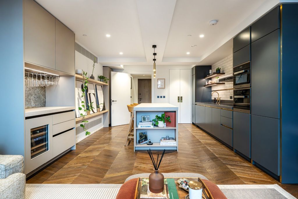 Property photo 2 of 21 Picture No. 22