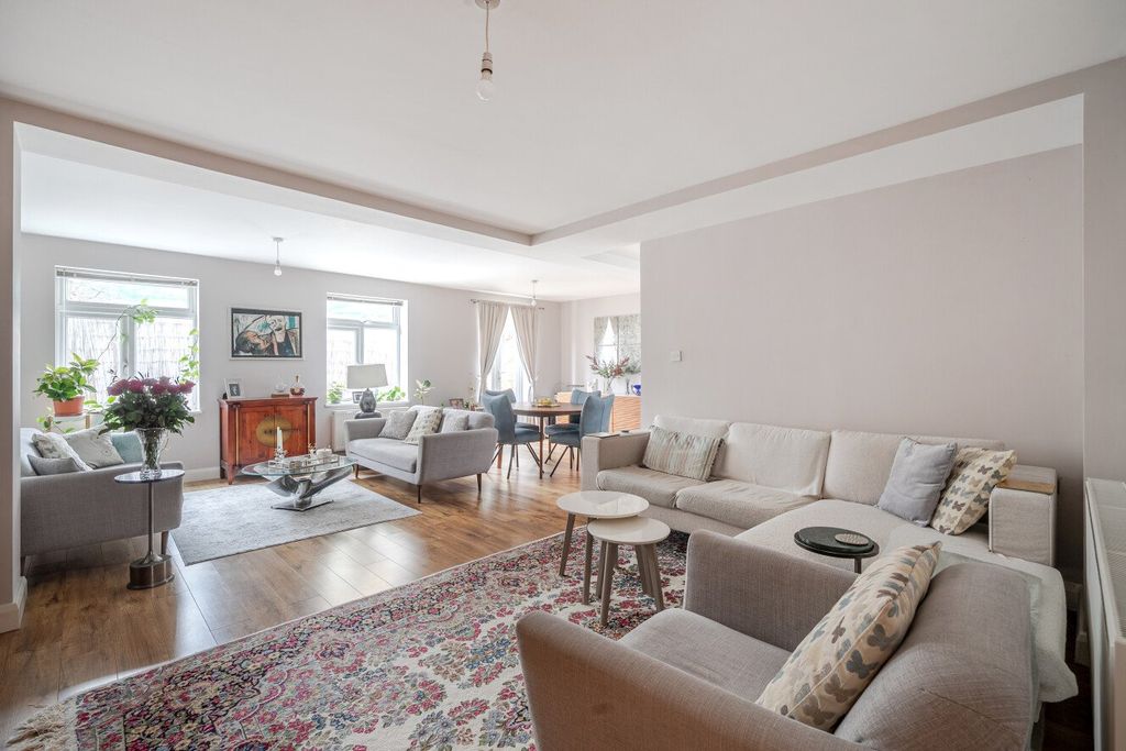 Property photo 1 of 12 Picture No. 21