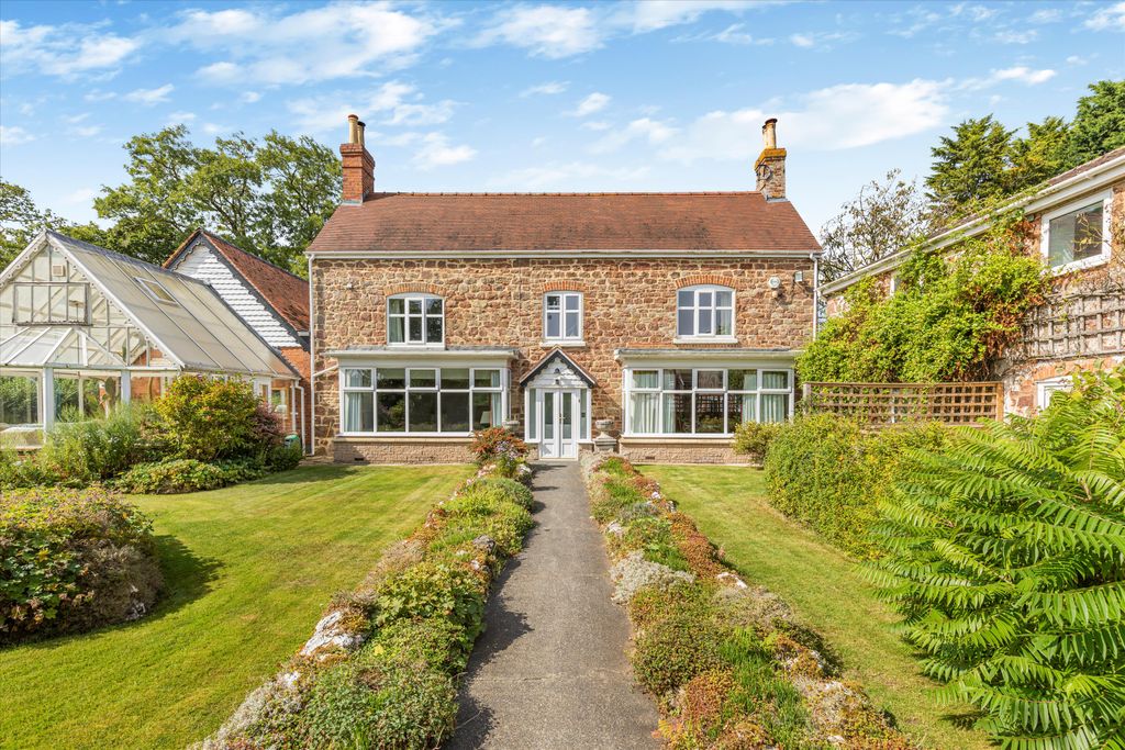 Property photo 2 of 31 Image