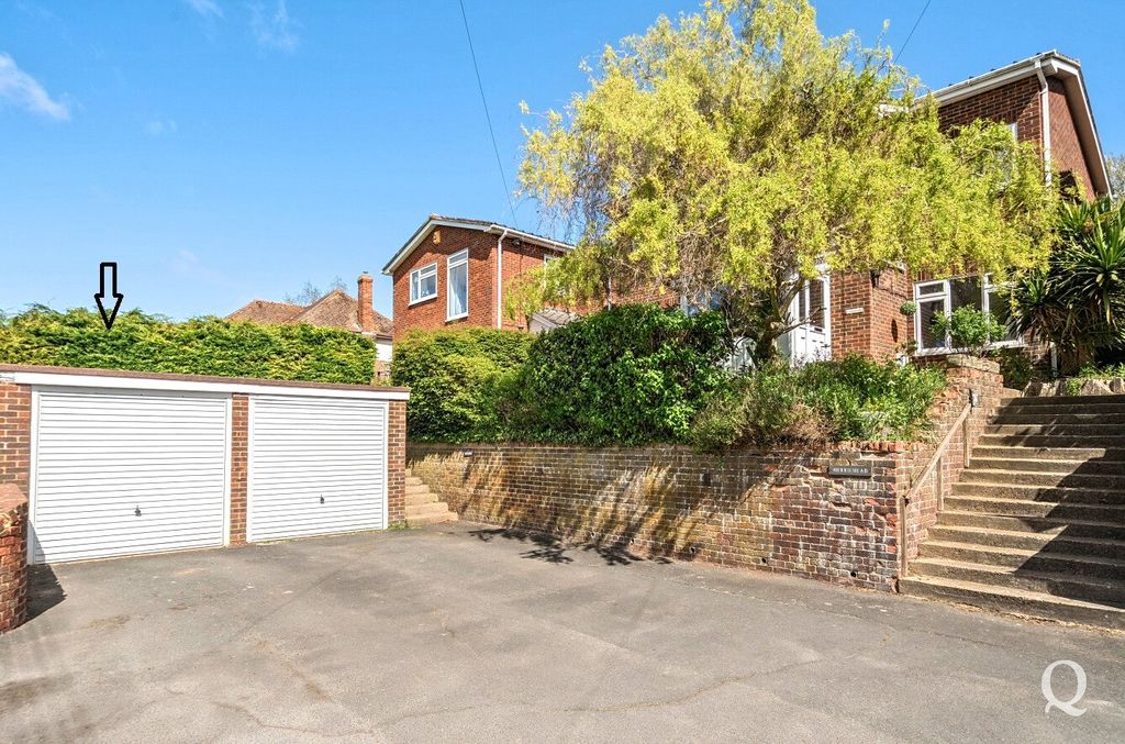 Property photo 1 of 23 Picture No. 24