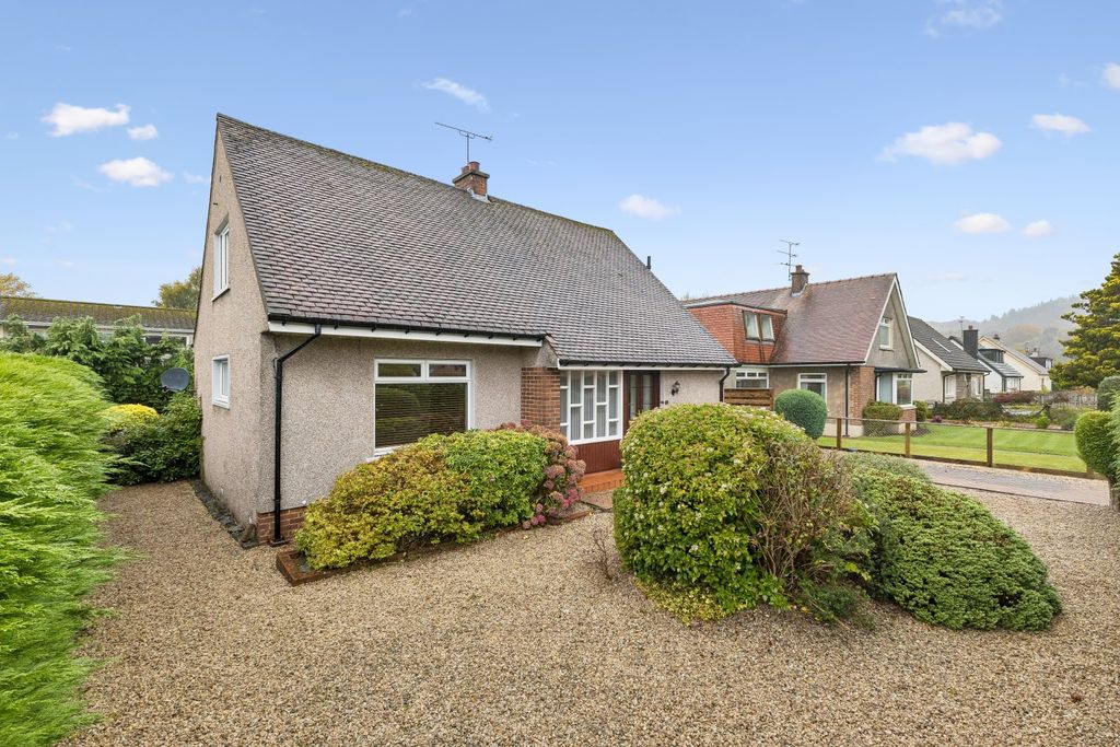 Property photo 2 of 19 Picture No. 03