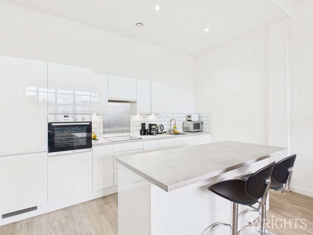 Property photo 3 of 22