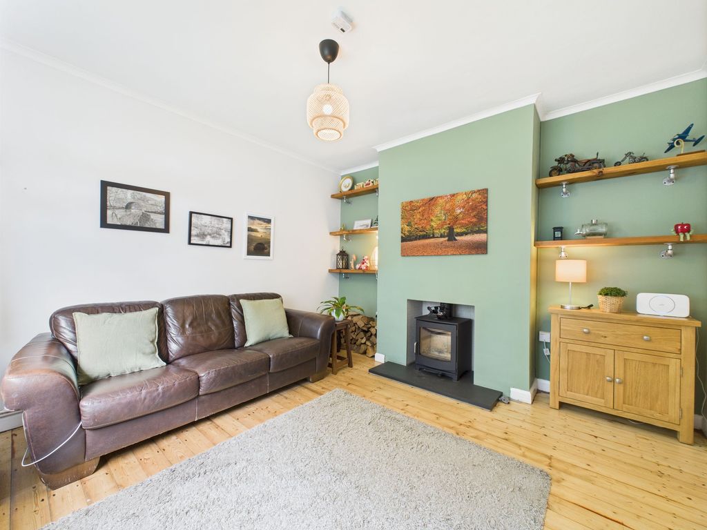 Property photo 1 of 28