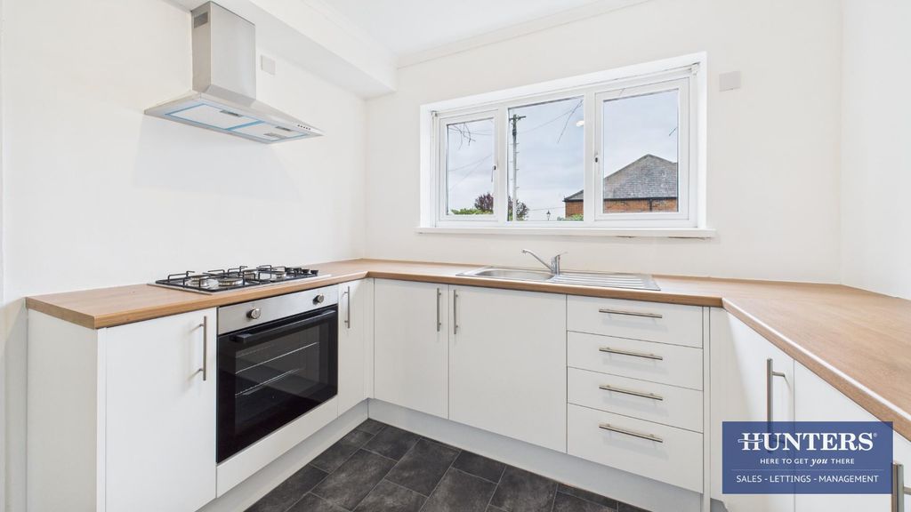 Property photo 1 of 16 Kitchen