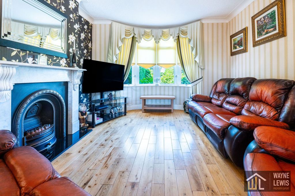 Property photo 3 of 57